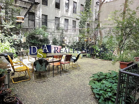 Rented by DSA Realty | media 62