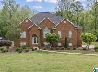 240 Oak Forest Dr, Pelham, AL 35124