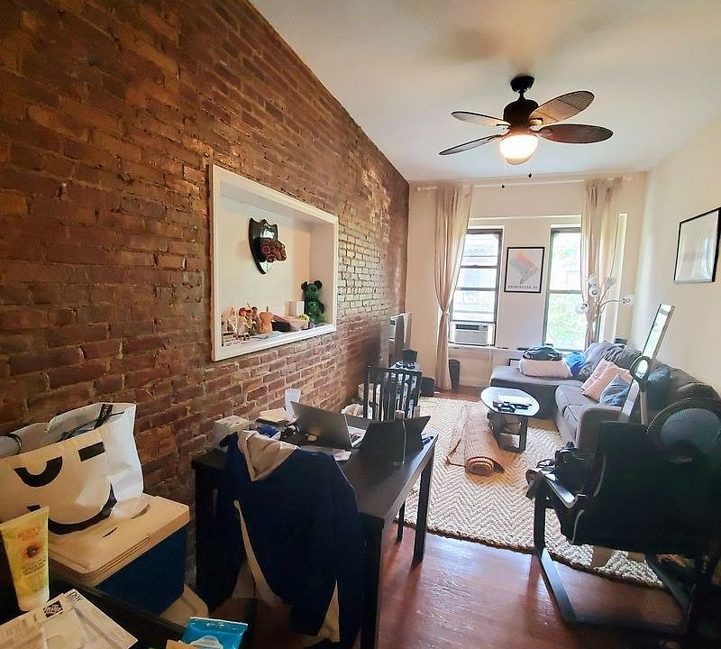 1st image of 154 W 75th St APT 4A