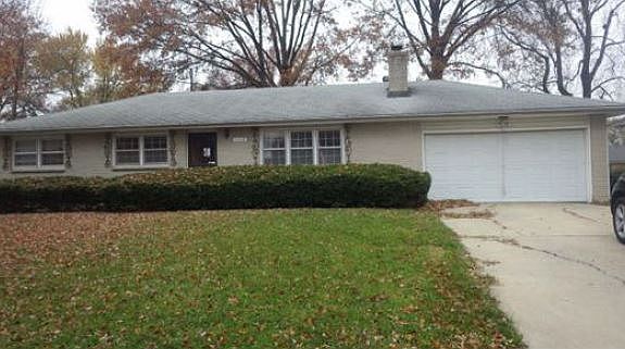 1st image of 1410 N 64th Dr