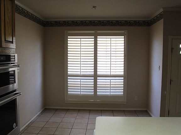 5th image of 1230 Woodland Park Dr