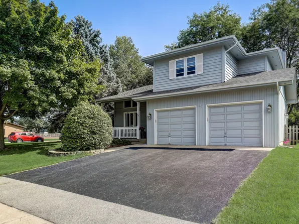 73 Balsam Ave, Lake Villa, IL 60046
