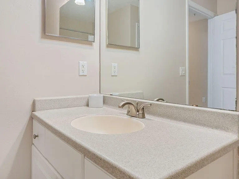 4274 Calinda Ln #127 — Photo 31