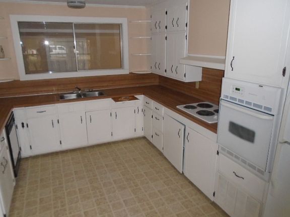 5th image of 1718 Wilshire Pl