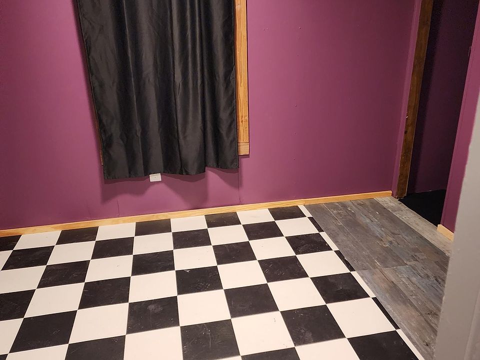 2nd image of 107 Country Court Dr