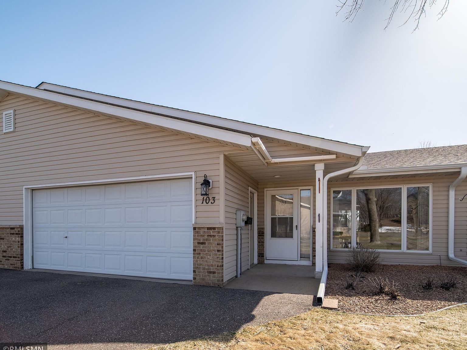 103 W Trail Ct 2, Cannon Falls, MN 55009 Zillow