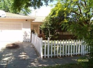 4647 N 7th St, Fresno, CA 93726