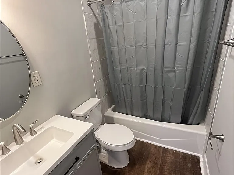 1725A President St — Photo 5