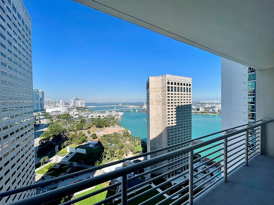 1st image of 325 Biscayne Blvd APT 3118