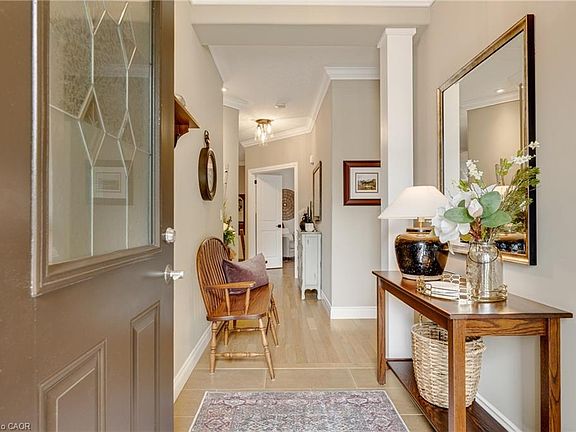 4th image of 30 Cedar St #24