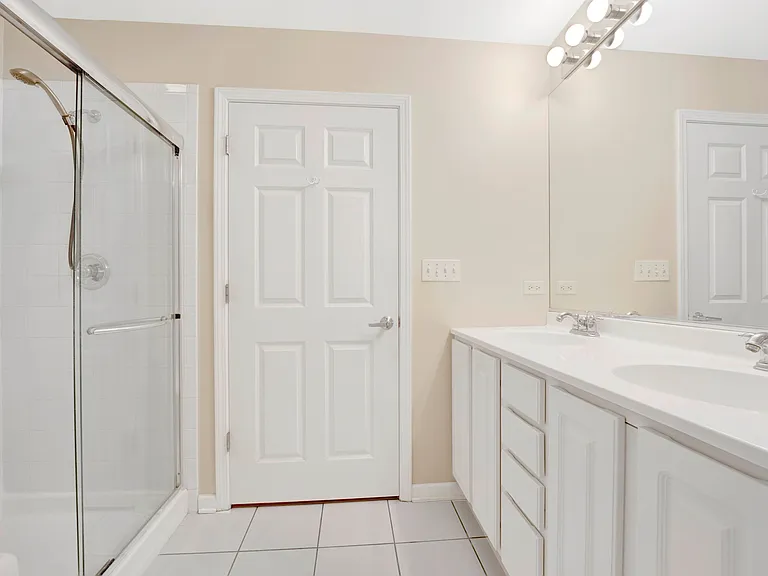 5036 W Pensacola Ave #203 — Photo 10