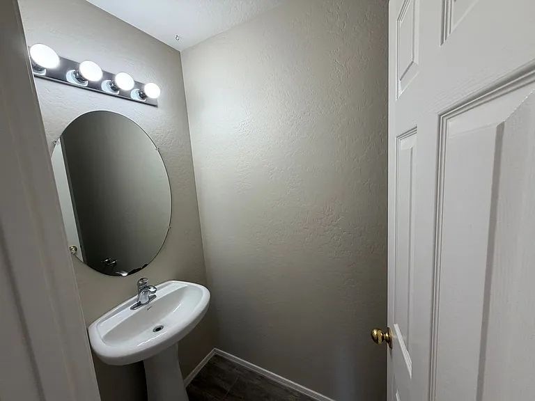 3049 W Santa Cruz Ave — Photo 17