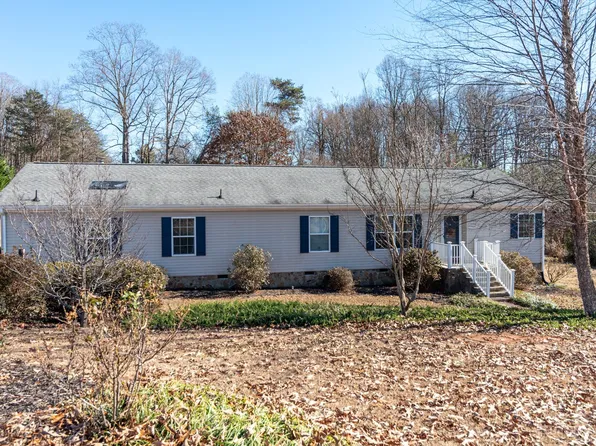 33 Charlie Mitchell Ln, Taylorsville, NC 28681