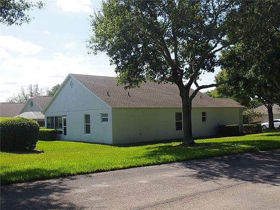 3rd image of 3581 Eversholt St