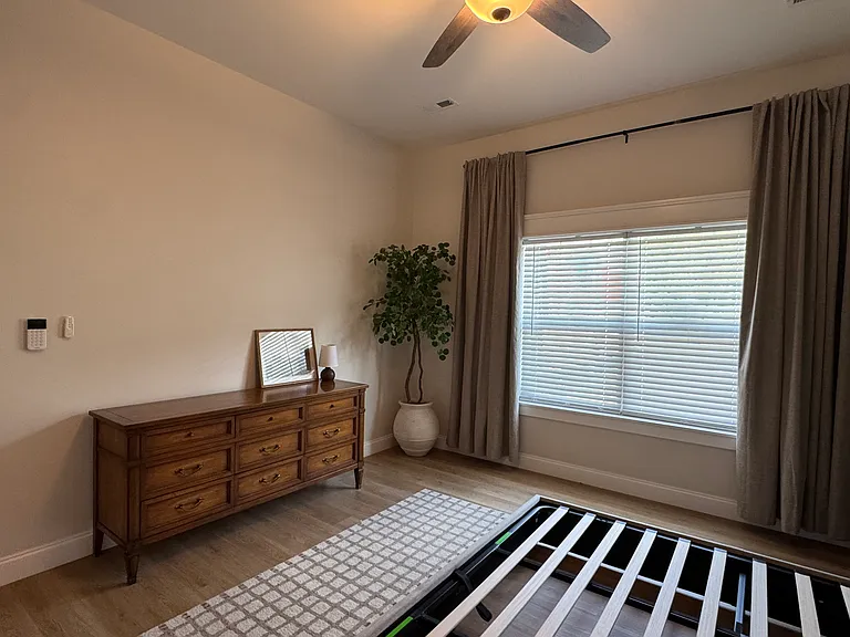 2102 Bernhurst Dr — Photo 12