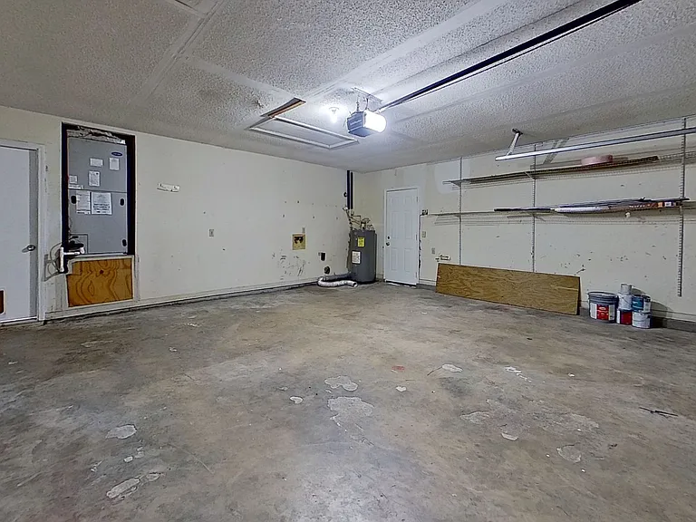 12958 Medford Ln — Photo 21