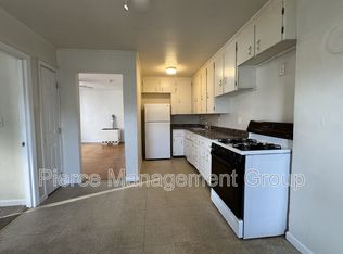 529 Massabesic St APT 3W, Manchester, NH 03103