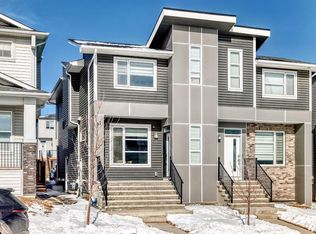 81 SE Herron Mews NE, Calgary, AB T3P 1Y1