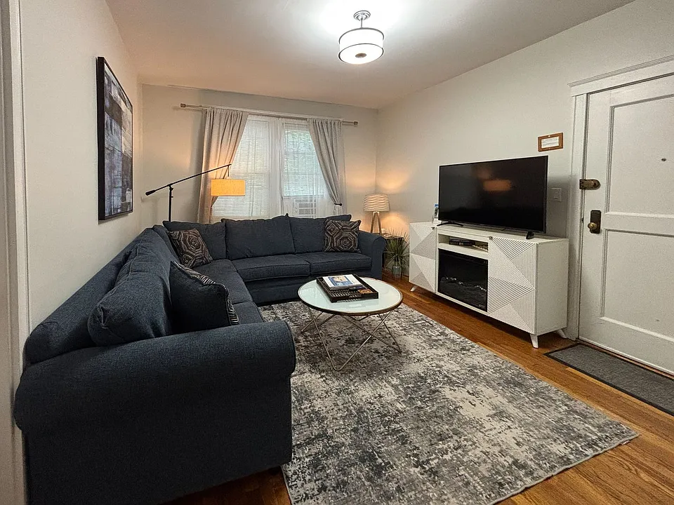 183 Kent St #1-ID1238044P