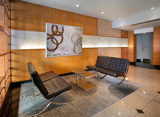 Rented by Greystar | media 33