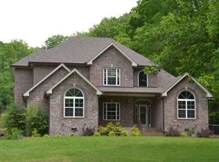 392 Bursby Branch Rd, Gallatin, TN 37066