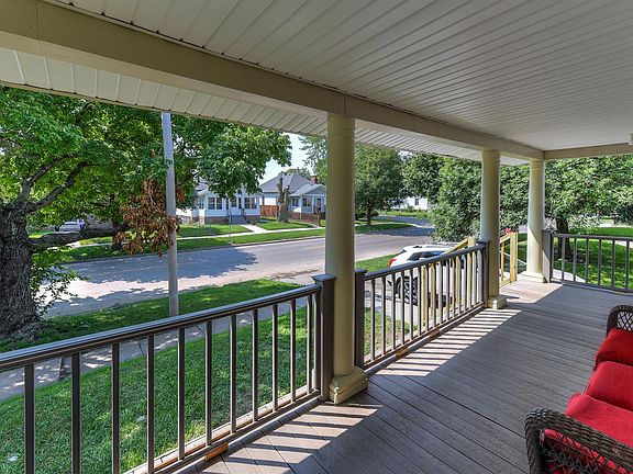 4th image of 2034 Avenue B