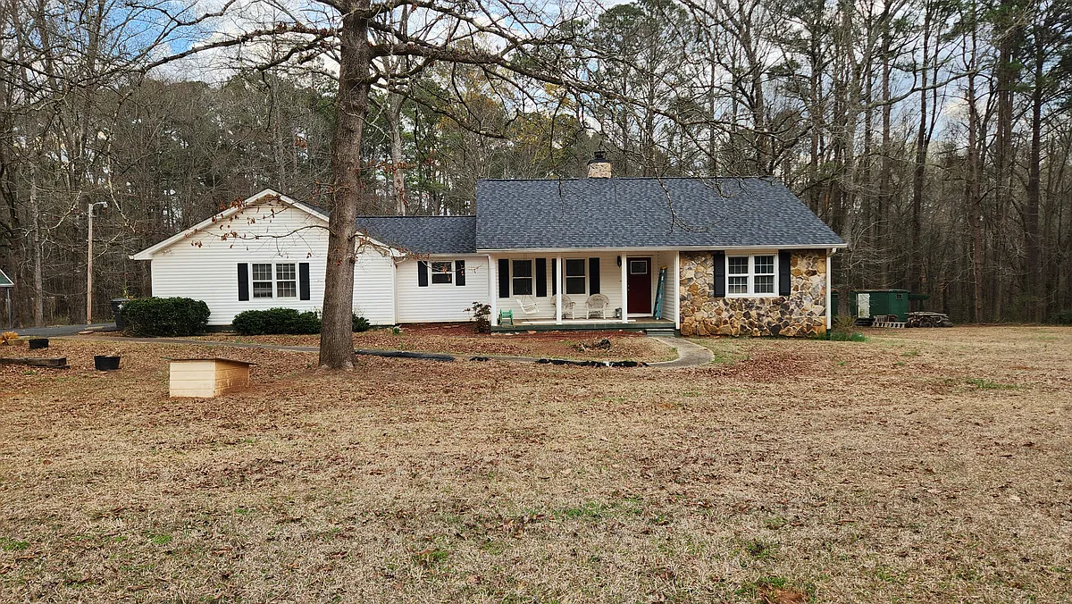 Building Photo - 109 Buckingham Dr