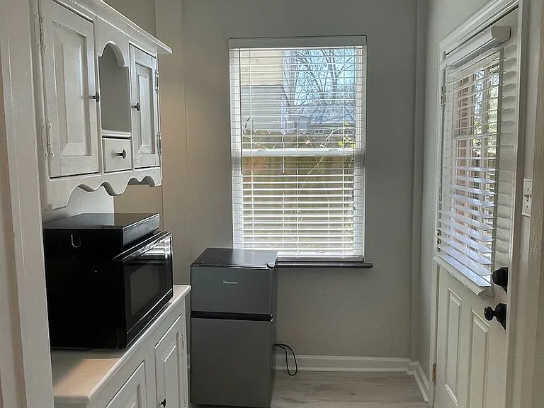 55 Clifton St SE — Photo 8