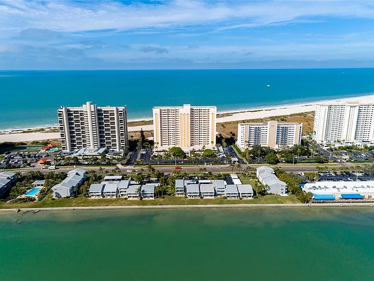 1270 Gulf Blvd #708 — Photo 40