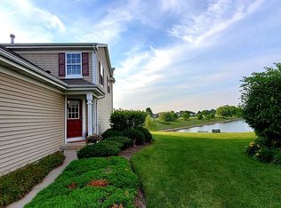 625 Chestnut Rdg, Minooka, IL 60447