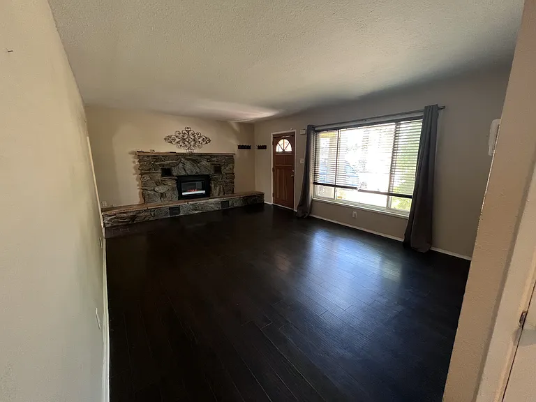 Living Room alt.