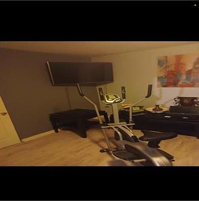 4th image of 1415 E Grand Blvd #1