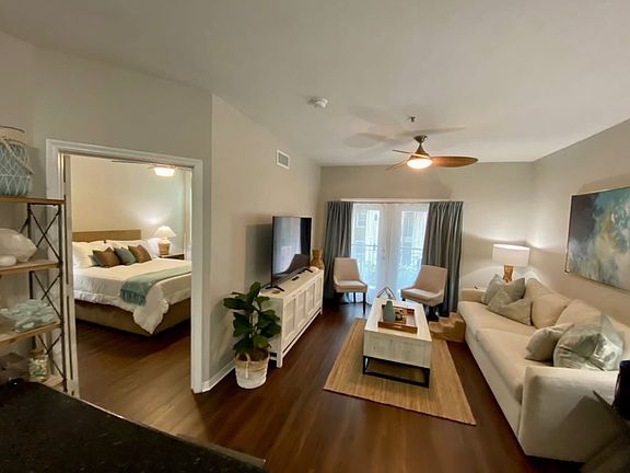 5th image of 1810 E Palm Ave APT 5213