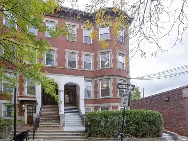 7 University Rd #34 — Photo 23