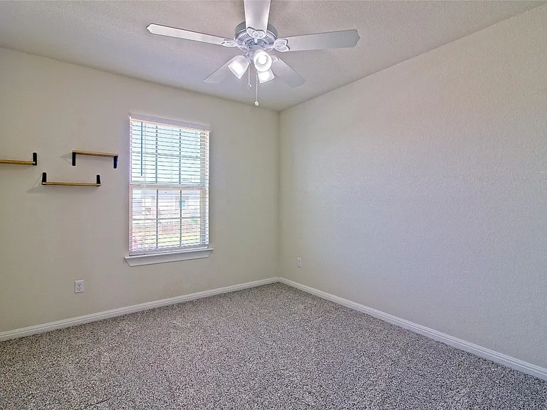5610 Wolf Pack Dr — Photo 22