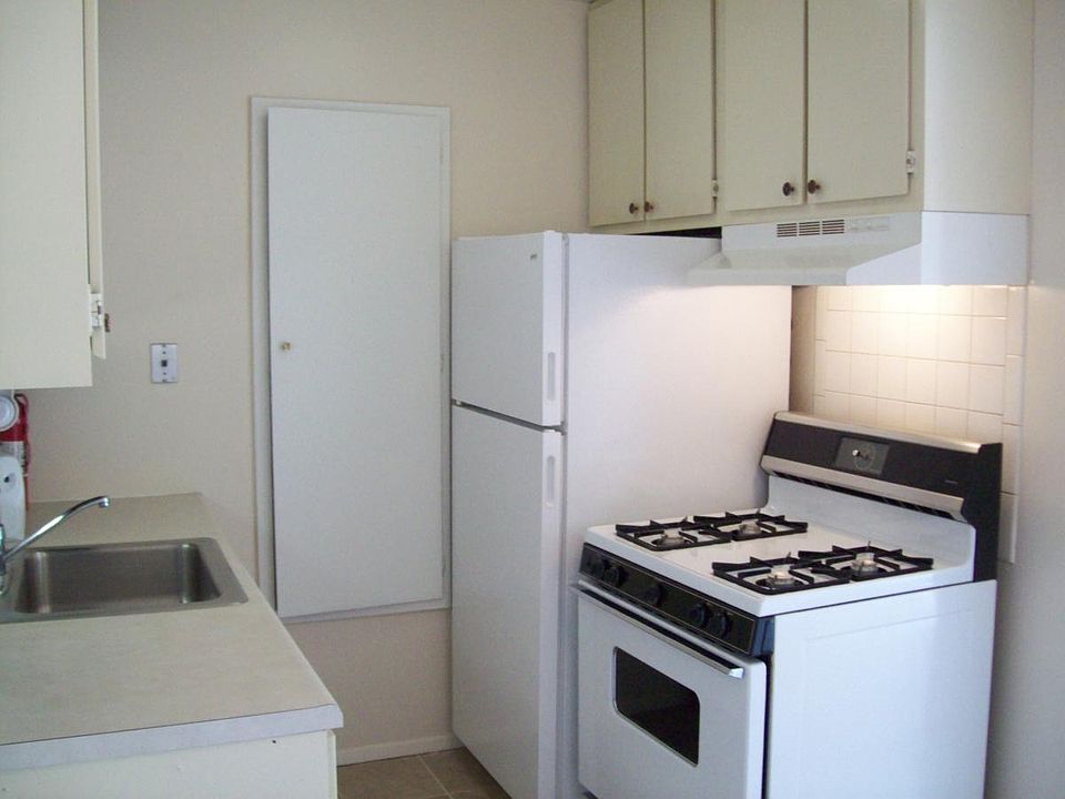 2nd image of 8166 Twin Bridges Trl APT 301