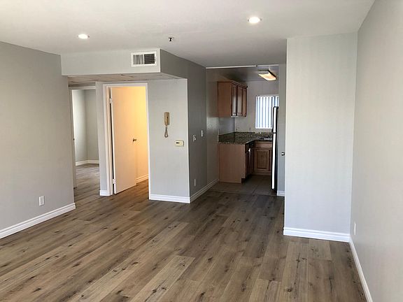2nd image of 5224 Cartwright Ave #8