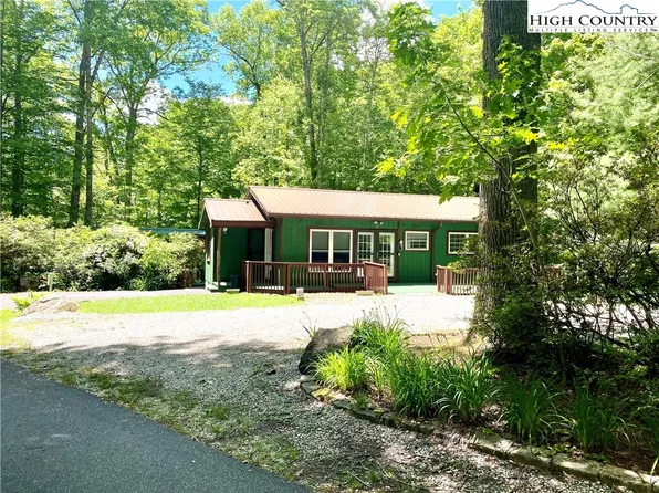 30 Sourwood Knoll, Newland, NC 28646