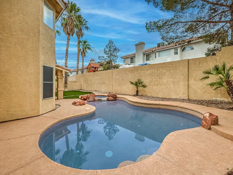 3743 Lone Mesa Dr — Photo 38