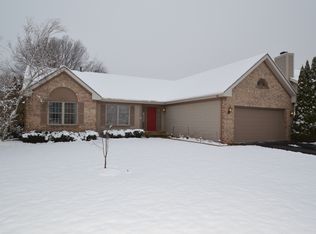6541 Chartwell Dr, Rockford, IL