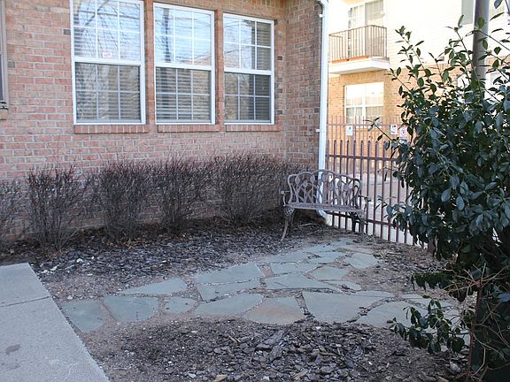 Fenced garden in front