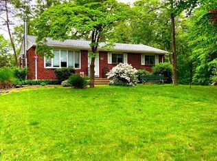 12 Main St, Cream Ridge, NJ 08514