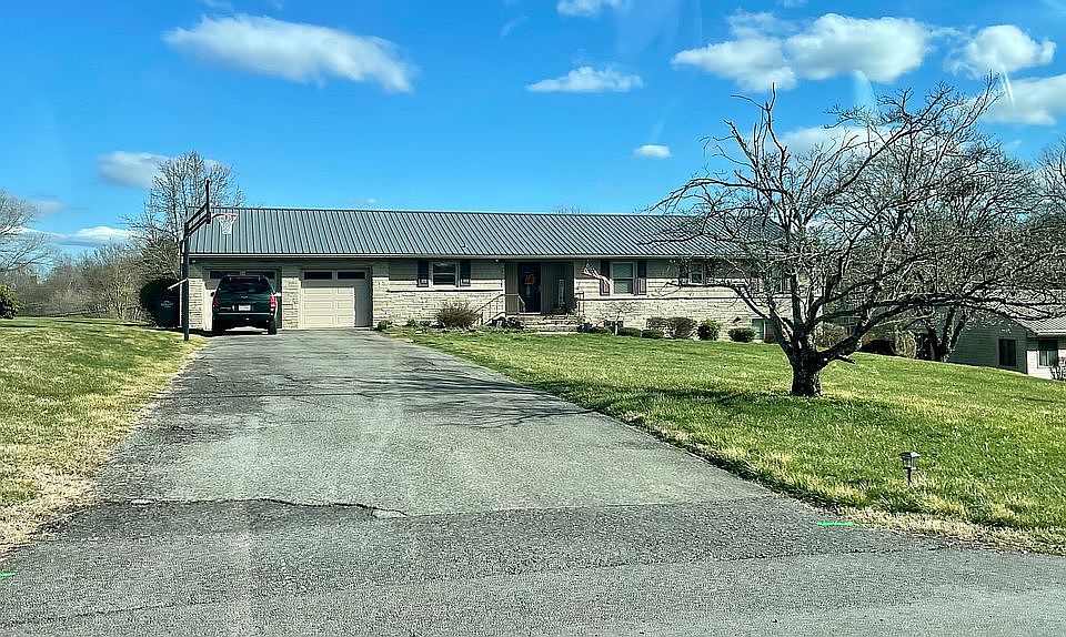 1st image of 205 Wilmont Dr