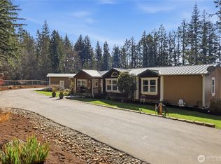 21001 Happy Valley Rd, Stanwood, WA 98292