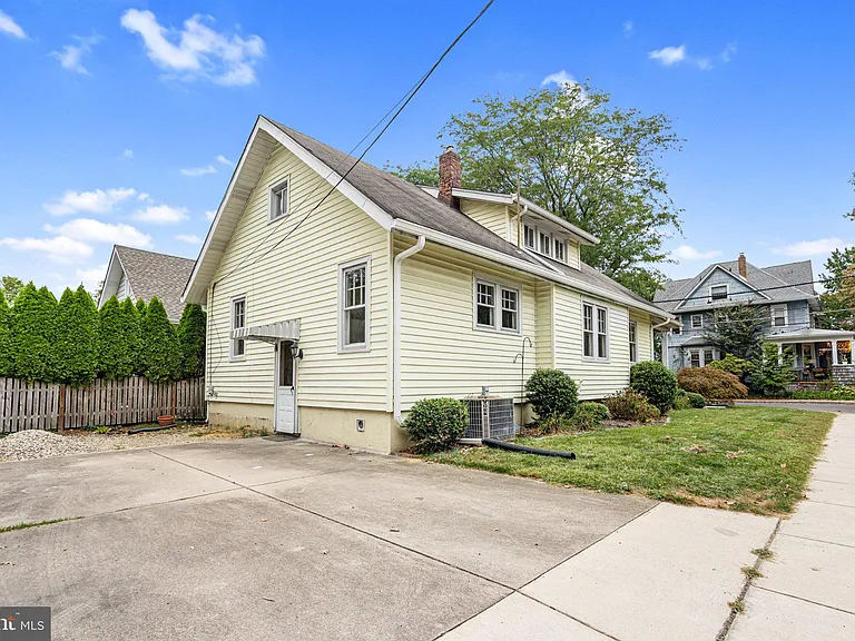 126 Estaugh Ave — Photo 24