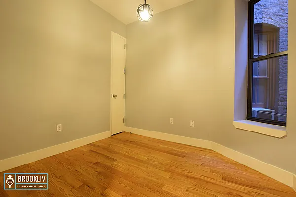 Rented by null | media 8