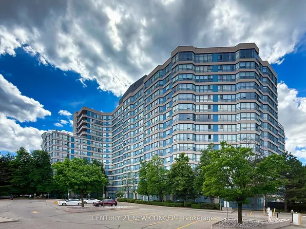 250 Webb Dr #604, Mississauga, ON L5B 3Z4