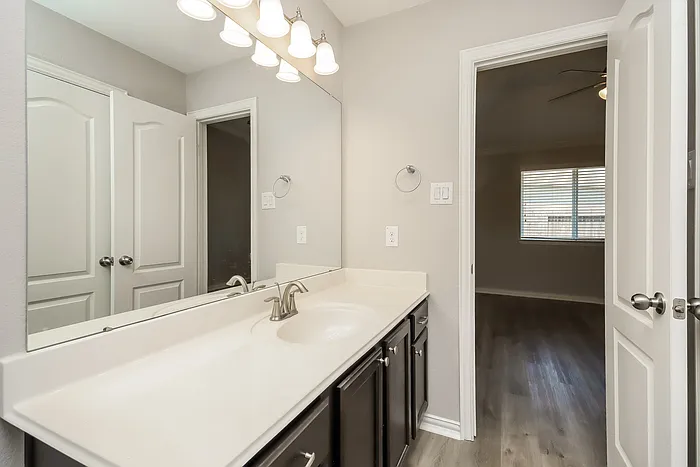16707 Highland Villa Ln — Photo 12
