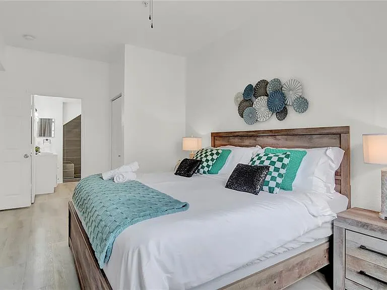 4009 Venetian Bay Dr #103 — Photo 7