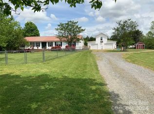 1267 Mount Vernon Rd, Fort Lawn, SC 29714